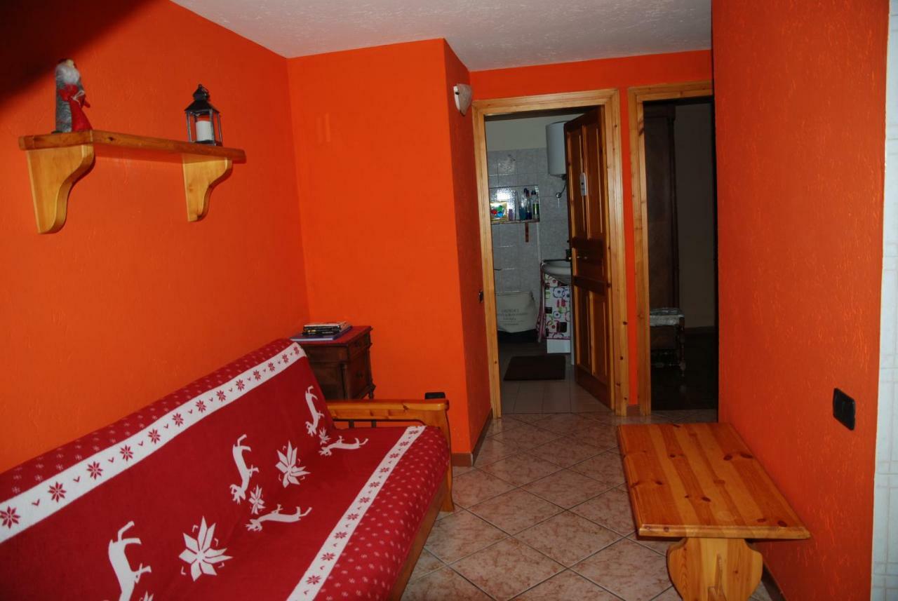 Casa Vacanza In Centro A La Salle Εξωτερικό φωτογραφία