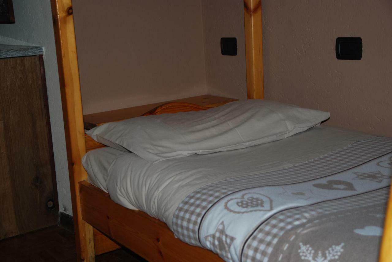 Casa Vacanza In Centro A La Salle Εξωτερικό φωτογραφία